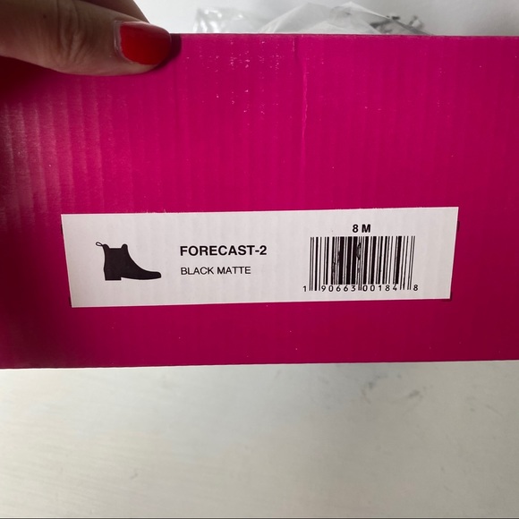 NIB Jeffrey Campbell Forecast-2 Matte Black Bootie - Picture 6 of 6
